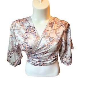 Daytrip Paisley Wrap Top - Cream and Blue